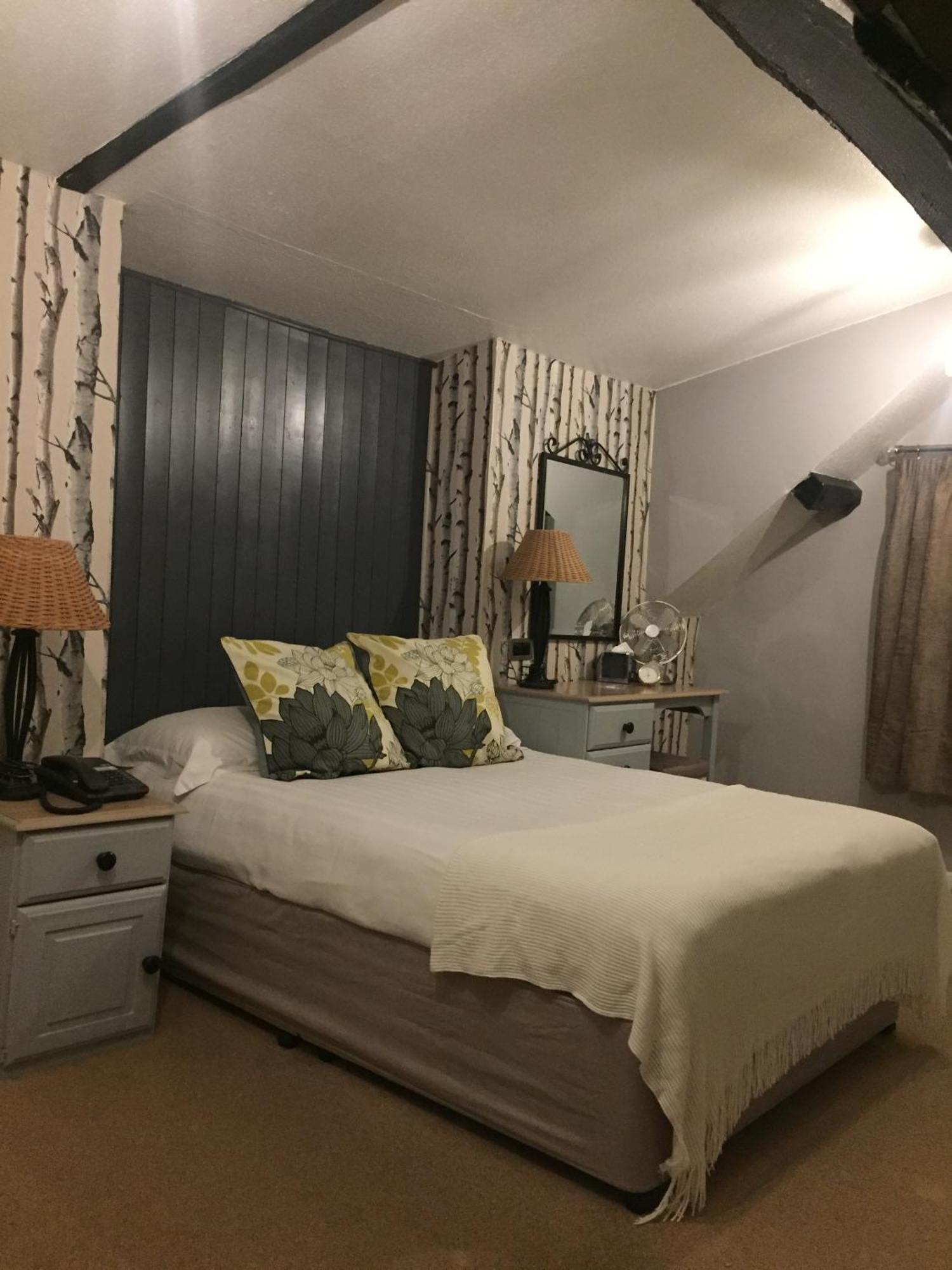 Castle Wilton Bed & Breakfast 2*